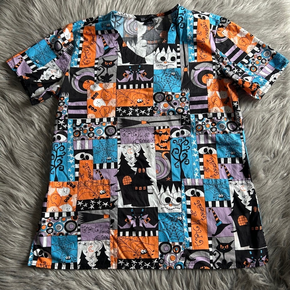 Zoe + Chloe‎ Halloween Scrub Top Womens Size Small Short Sleeve Work Shirt